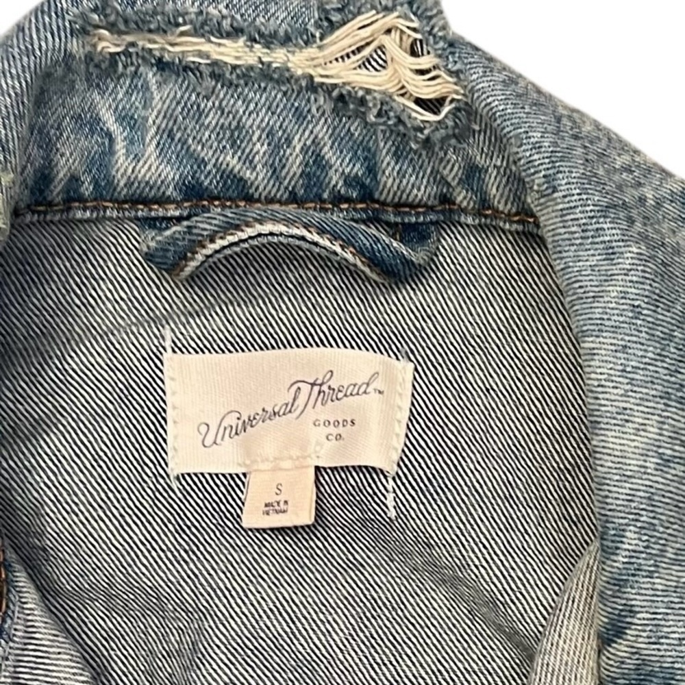 Universal Thread Distressed Light Blue Denim Jack… - image 3